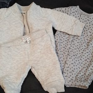 Baby clothes